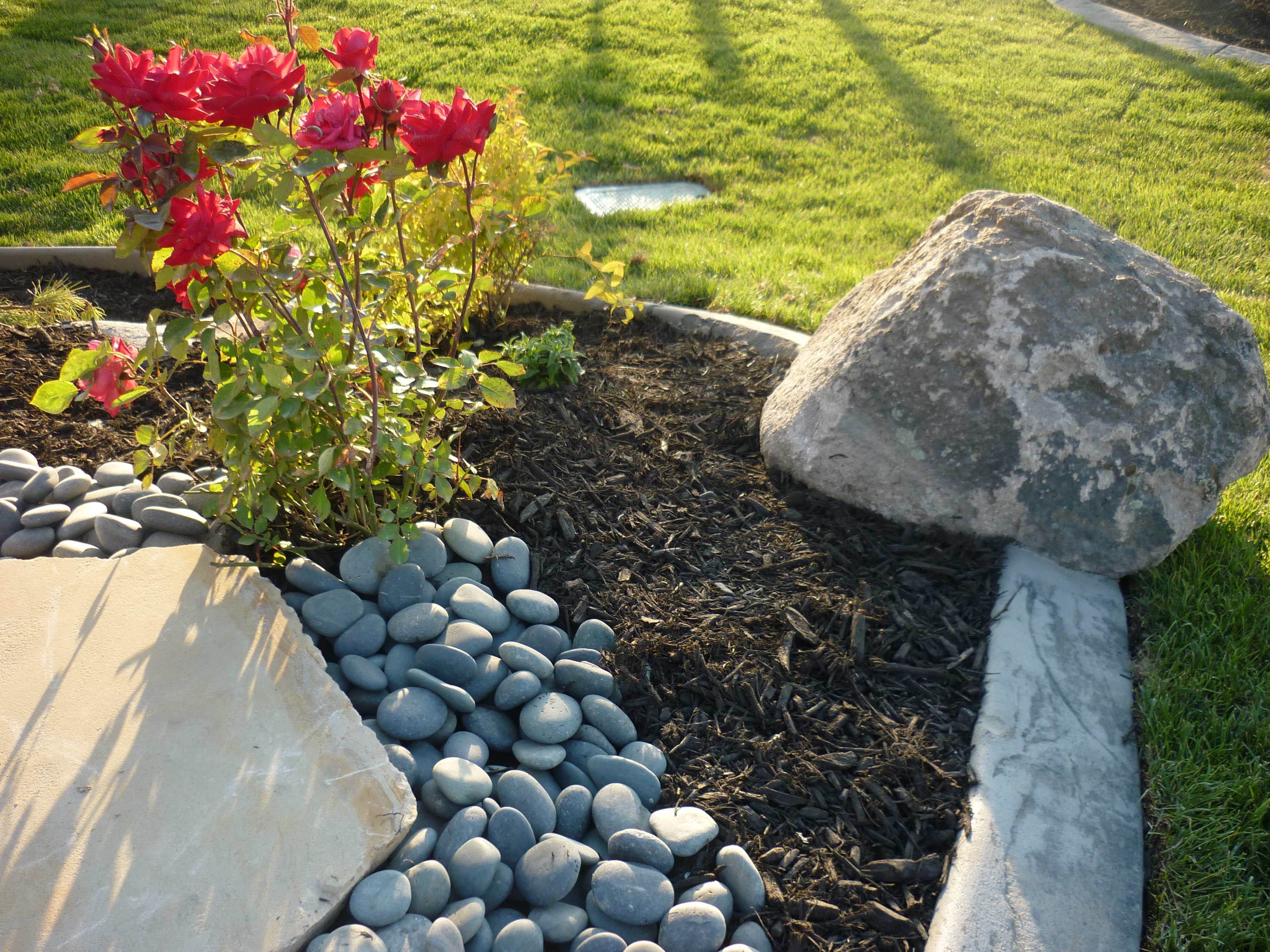 Backyard Landscaping Fire Pit with Fountain and Water